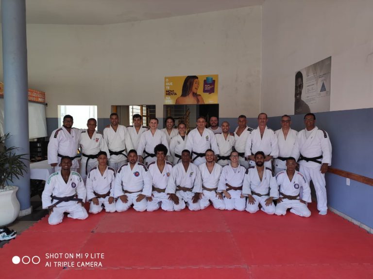 Febaju promove finalização de curso de formação para faixa preta em Itabuna